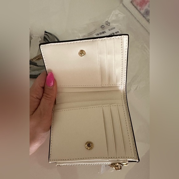 NWT Crossbody Aldo Floral Bag with Matching Wallet - Picture 11 of 13